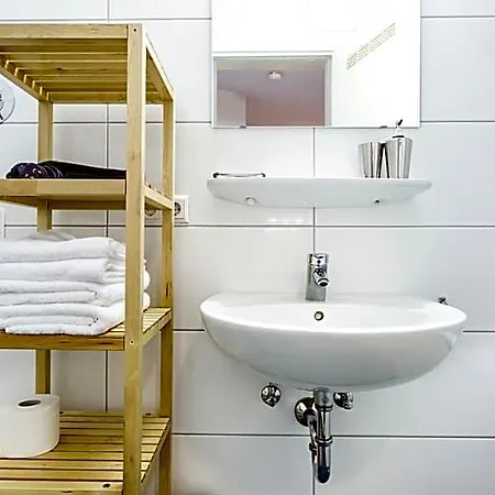 An Der Uniklinik 3*