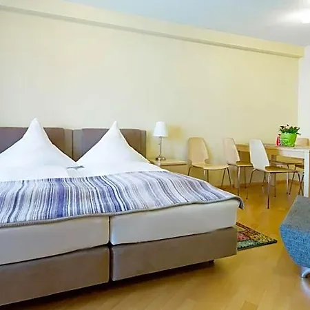 An Der Uniklinik Aparthotel 3*